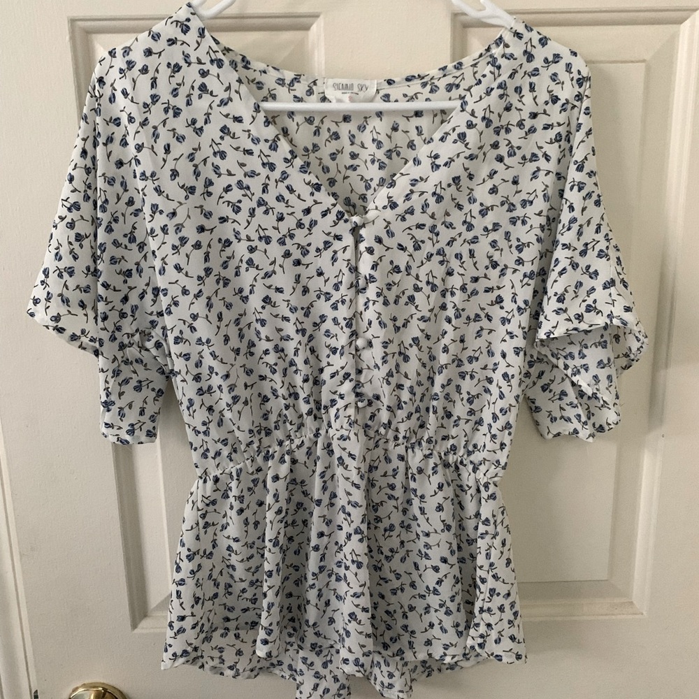 BLUE FLORAL BLOUSE